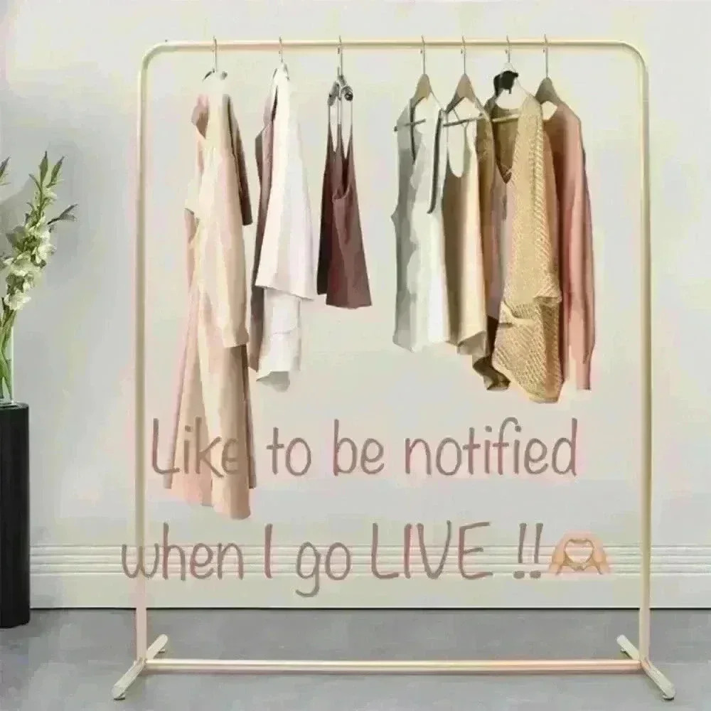 ✨LIVE NOTIFICATION✨ Like to be notified  when I go live!!